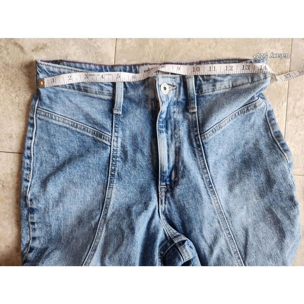 42 Maurices Edgely high rise flare wide leg pieced jeans w/slit light wash - Picture 2 of 7